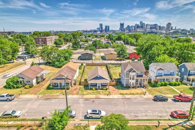 226 Treutland Ave, Nashville, TN 37207