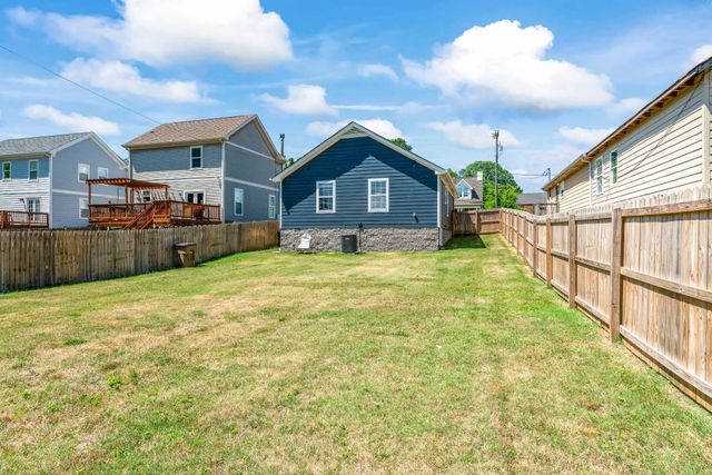 226 Treutland Ave, Nashville, TN 37207