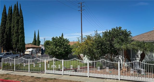 3929 E 56th Street, Maywood, CA 90270