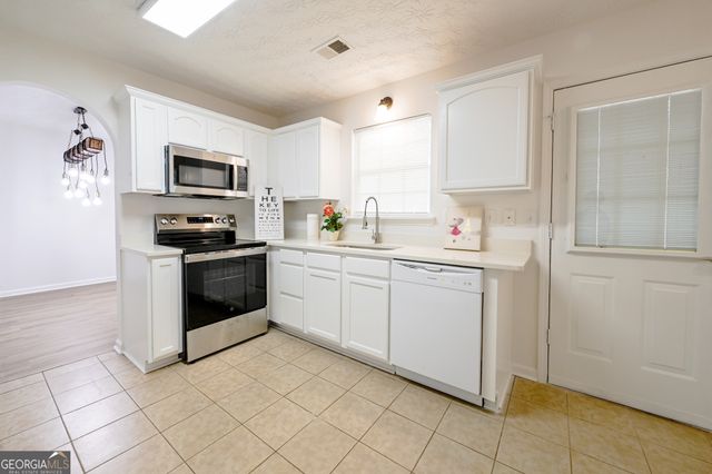 165 Towler Shoals Drive, Loganville, GA 30052