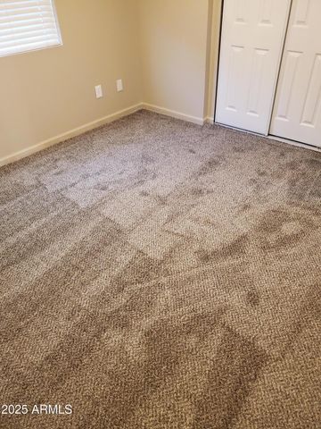 240 E OAK Street, Huachuca City, AZ 85616