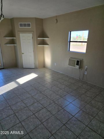 240 E OAK Street, Huachuca City, AZ 85616