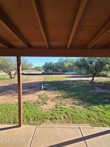 240 E OAK Street, Huachuca City, AZ 85616