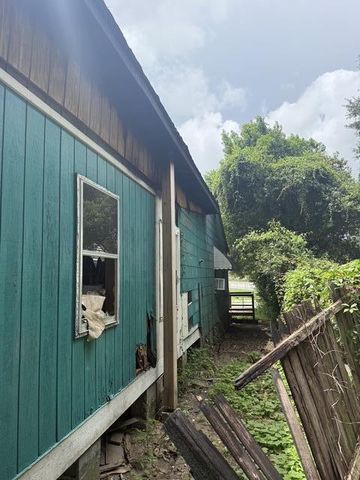 2347 Cambridge Avenue, North Charleston, SC 29405