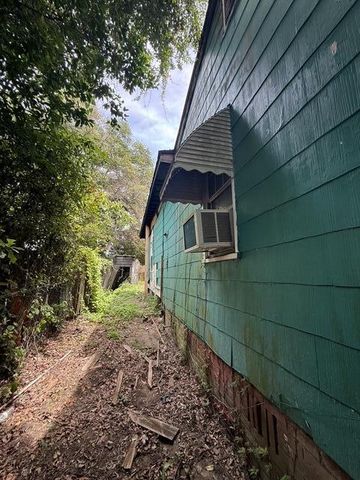 2347 Cambridge Avenue, North Charleston, SC 29405