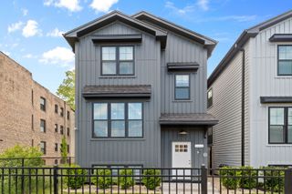 6418 S Champlain Avenue, Chicago, IL 60637