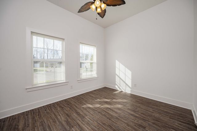 180 Nichols Dr, Woodbury, TN 37190