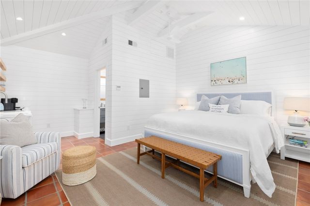 89 Gibbs Avenue, Newport, RI 02840