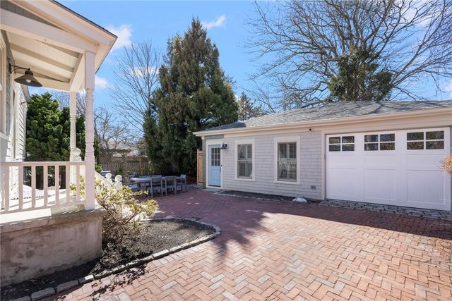 89 Gibbs Avenue, Newport, RI 02840