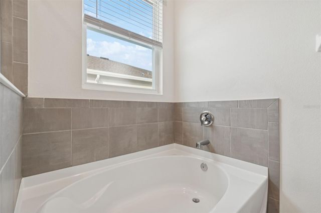 7139 STEER BLADE DRIVE, Zephyrhills, FL 33541