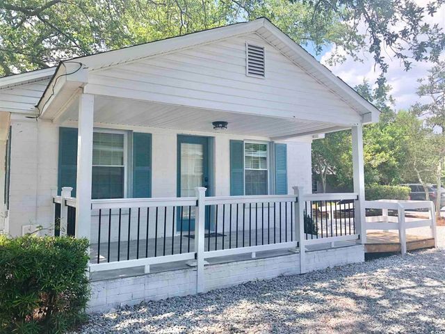 402 14th Ave. S, Myrtle Beach, SC 29577