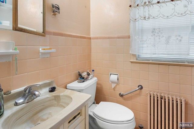 117 Van Buren Avenue, Teaneck, NJ 07666