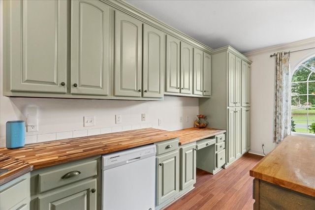 758 Central Way, Chatsworth, GA 30705