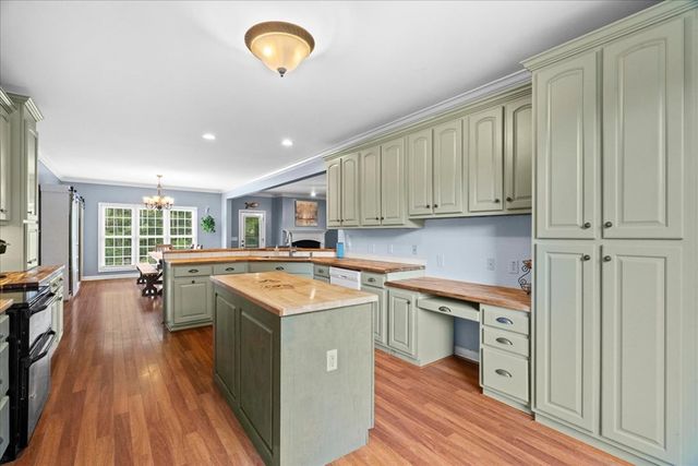 758 Central Way, Chatsworth, GA 30705