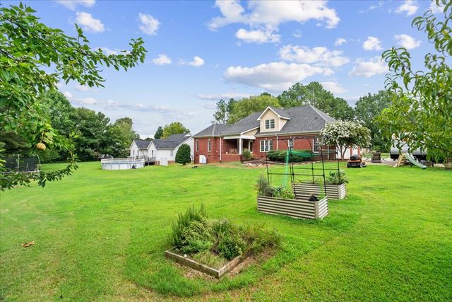 758 Central Way, Chatsworth, GA 30705