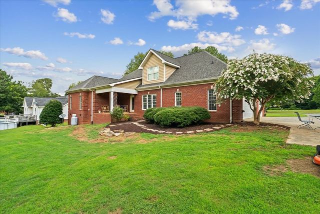 758 Central Way, Chatsworth, GA 30705