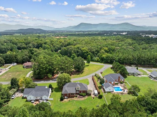 758 Central Way, Chatsworth, GA 30705