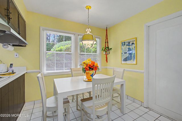 14 Mcintosh Lane, Manalapan, NJ 07726