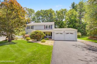 14 Mcintosh Lane, Manalapan, NJ 07726