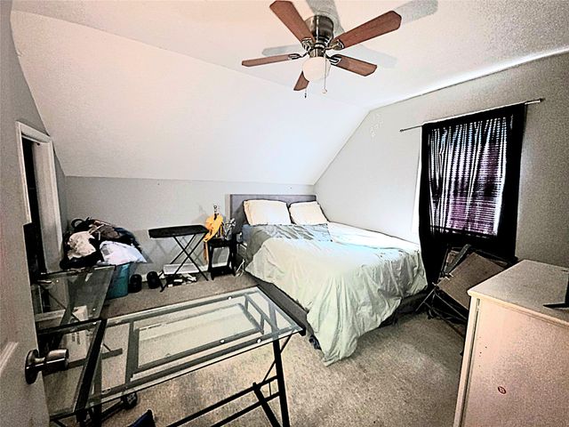 1009 E 4TH Street, Erie, PA 16507