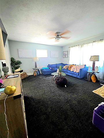 1009 E 4TH Street, Erie, PA 16507