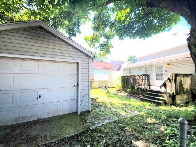 1009 E 4TH Street, Erie, PA 16507