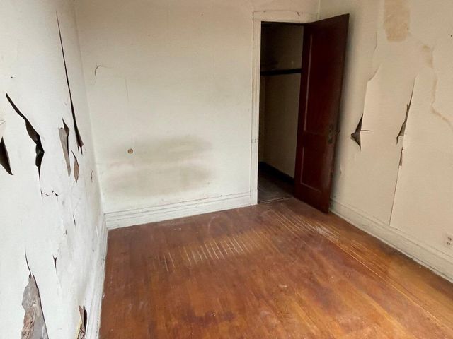 6556 S Laflin Street, Chicago, IL 60636