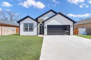 1323 S Montgomery, Sherman, TX 75090
