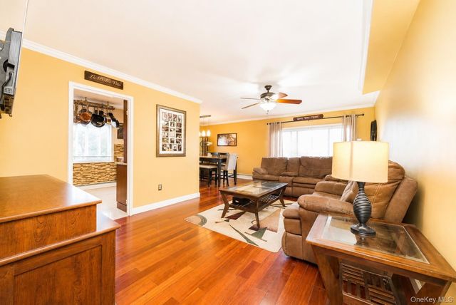 838 Pelhamdale Avenue 2H, New Rochelle, NY 10801