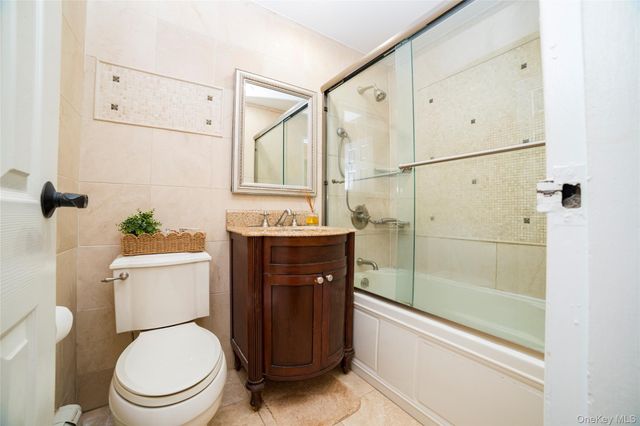 838 Pelhamdale Avenue 2H, New Rochelle, NY 10801
