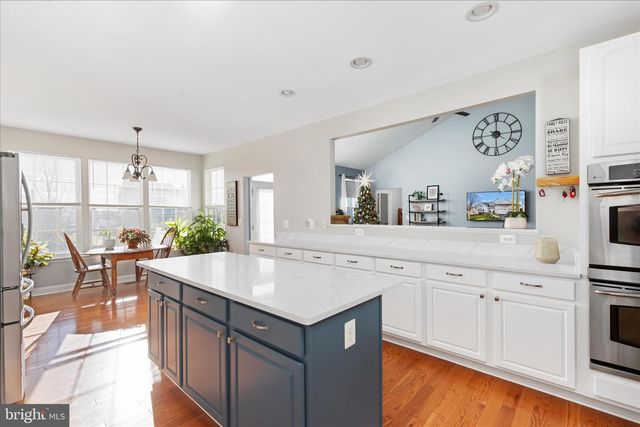 138 BARKSDALE DR, Charles Town, WV 25414