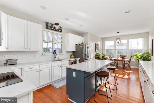 138 BARKSDALE DR, Charles Town, WV 25414