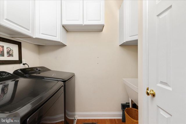 138 BARKSDALE DR, Charles Town, WV 25414