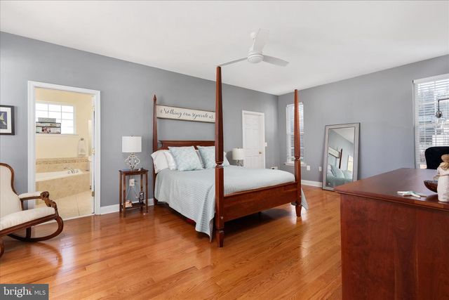 138 BARKSDALE DR, Charles Town, WV 25414