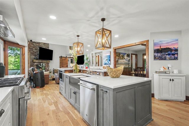 7373 Thornapple Dales Drive, Alto, MI 49302