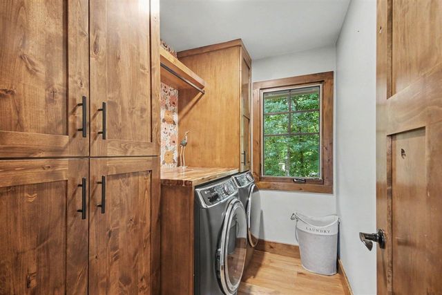 7373 Thornapple Dales Drive, Alto, MI 49302