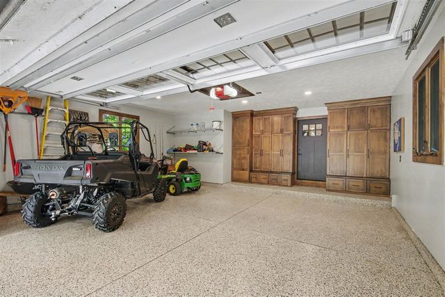 7373 Thornapple Dales Drive, Alto, MI 49302