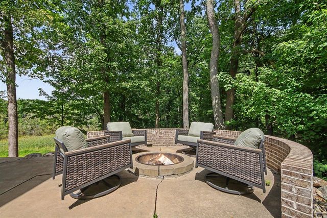 7373 Thornapple Dales Drive, Alto, MI 49302