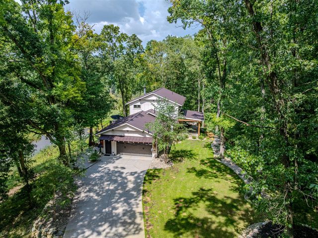 7373 Thornapple Dales Drive, Alto, MI 49302