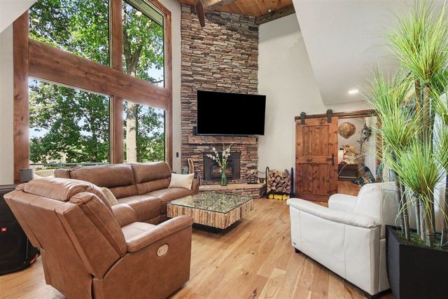 7373 Thornapple Dales Drive, Alto, MI 49302
