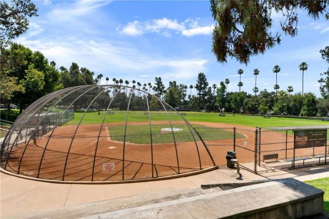 1340 Glenwood Road 28, Glendale, CA 91201