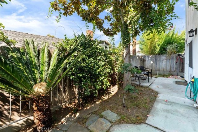 1340 Glenwood Road 28, Glendale, CA 91201