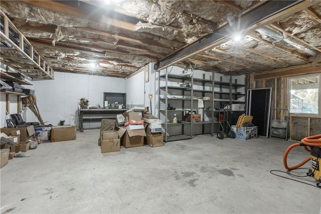 18494 Linwood Road, Linwood, KS 66052