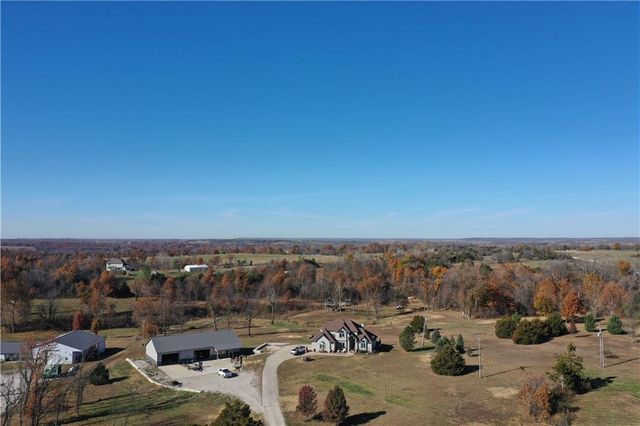 18494 Linwood Road, Linwood, KS 66052