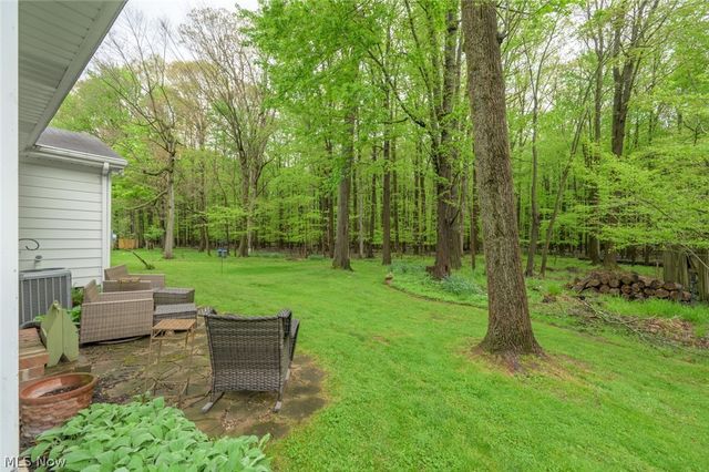7749 Silver Fox Drive, Youngstown, OH 44512