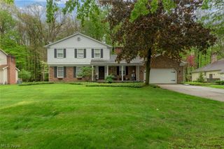 7749 Silver Fox Drive, Youngstown, OH 44512
