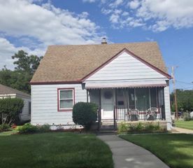 1528 7th Street, Wyandotte, MI 48192