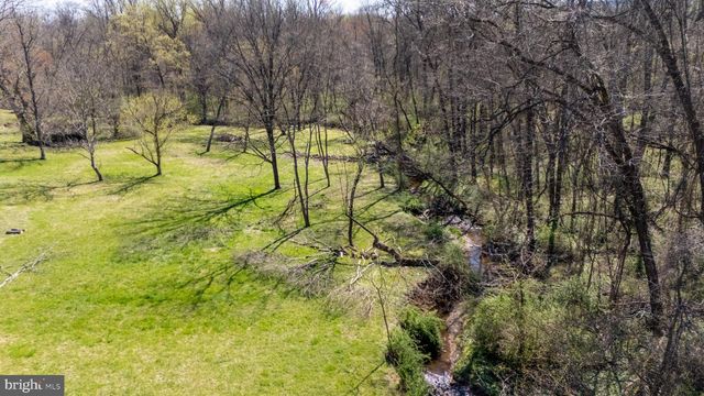 37275 CHARLES TOWN PIKE, Hillsboro, VA 20132