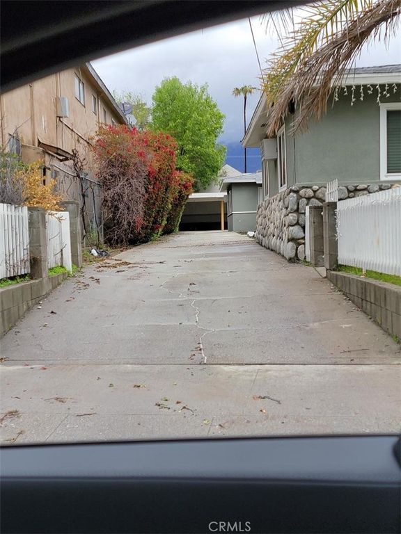 343 W Howard Street, Pasadena, CA 91103 — photo 3