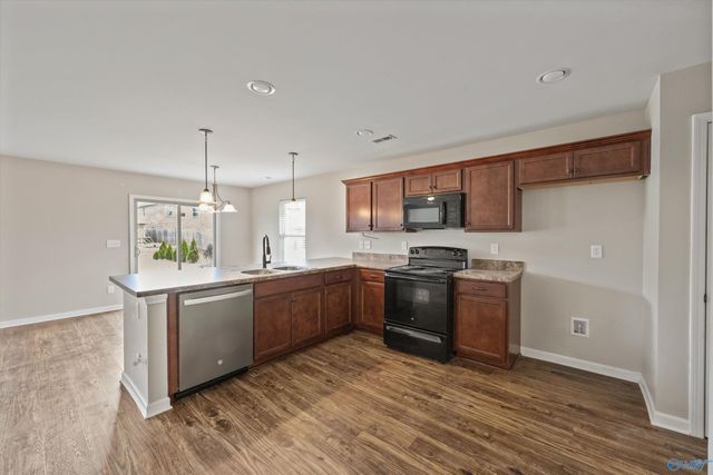 119 Winstead Circle, Owens Cross Roads, AL 35763